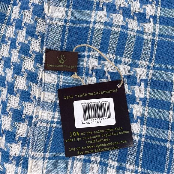 NWT Open Hand Designs Blue & White Check Handloomed Scarf Wrap Fringe Fair Trade - Picture 9 of 11